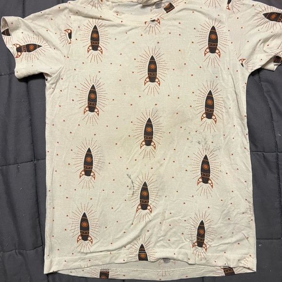 Kate Quinn Cream Rocket Print Kids Tee - Picture 1 of 3